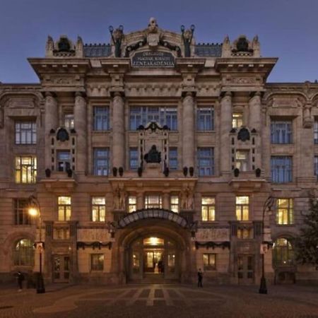 Central Apartment Kiraly Street Budapest Exterior foto